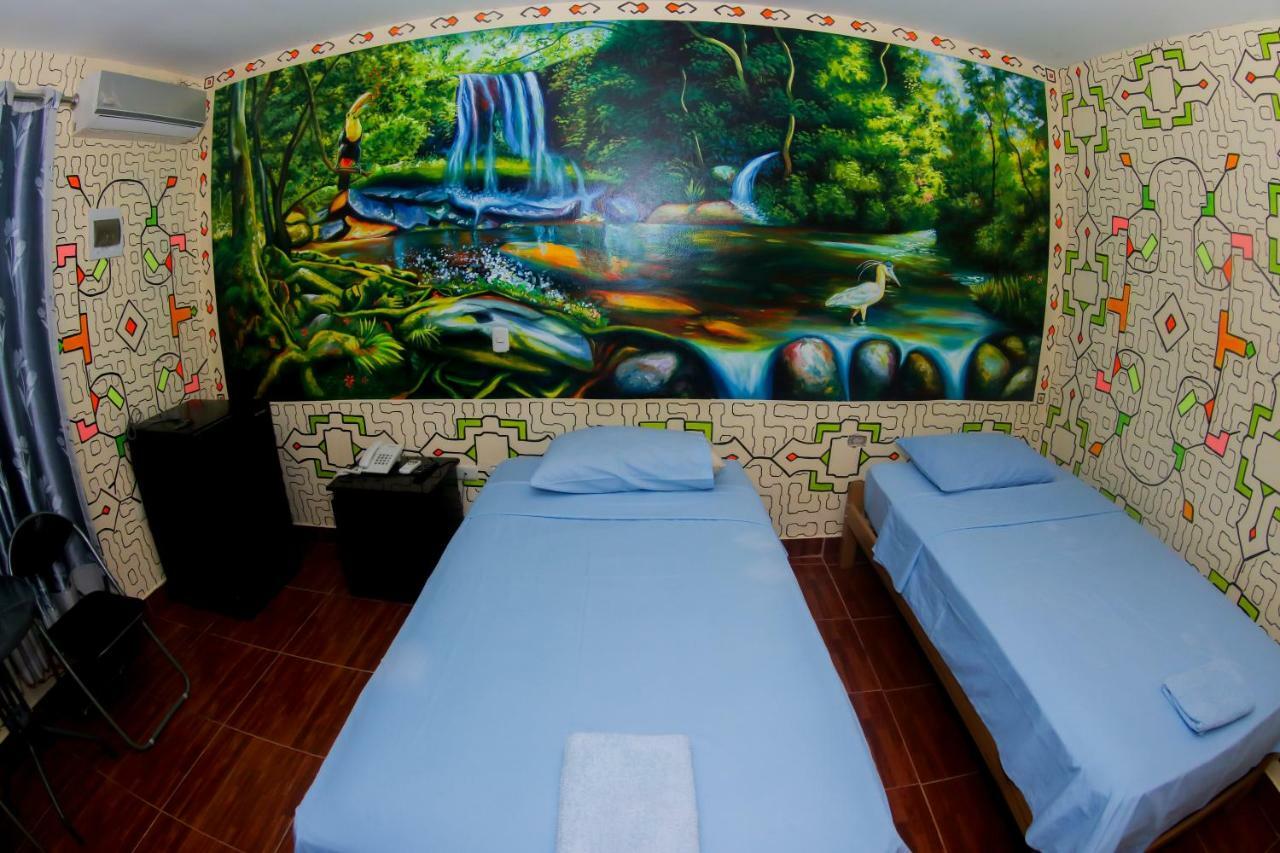 Gran Hotel Gusbet Pucallpa Extérieur photo