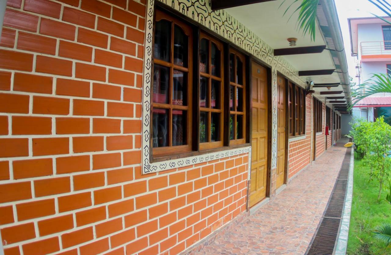 Gran Hotel Gusbet Pucallpa Extérieur photo